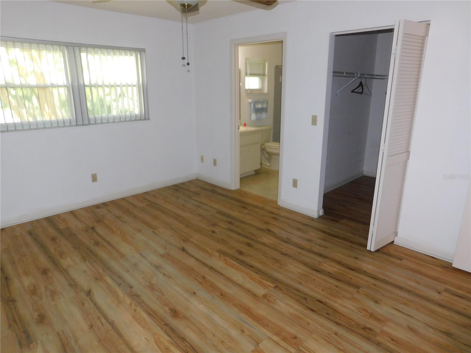 ON TOP OF THE WORLD - Residential