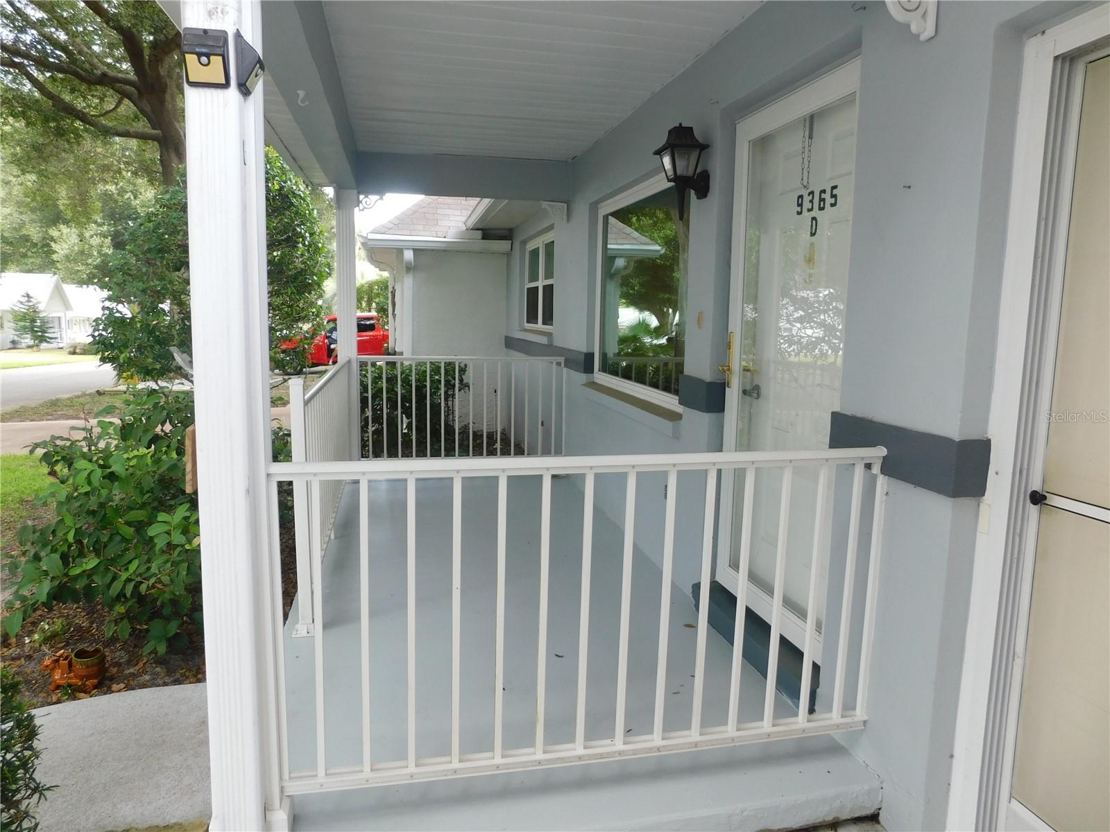 ON TOP OF THE WORLD - Residential