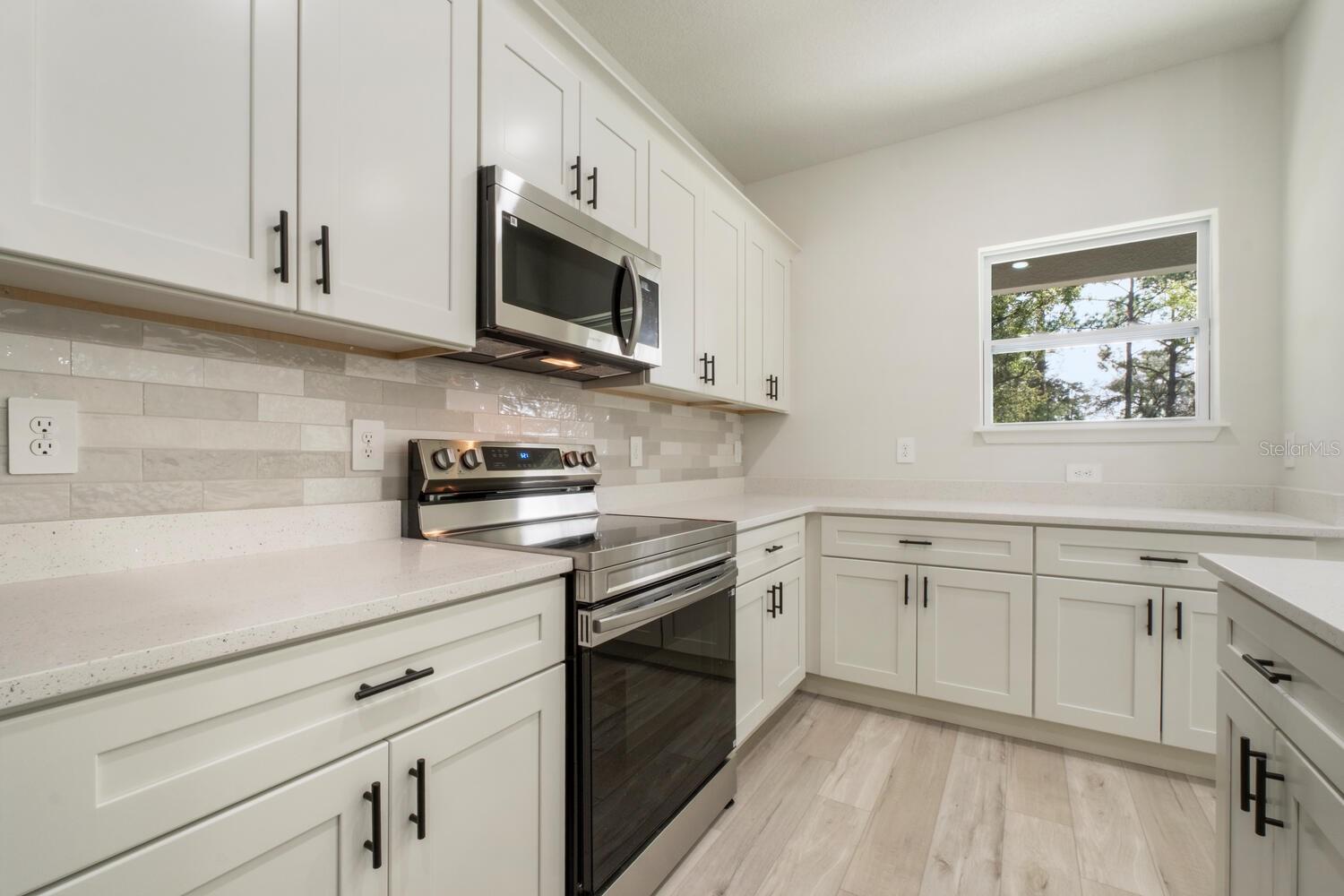 CITRUS SPGS UNIT 06 - Residential Lease