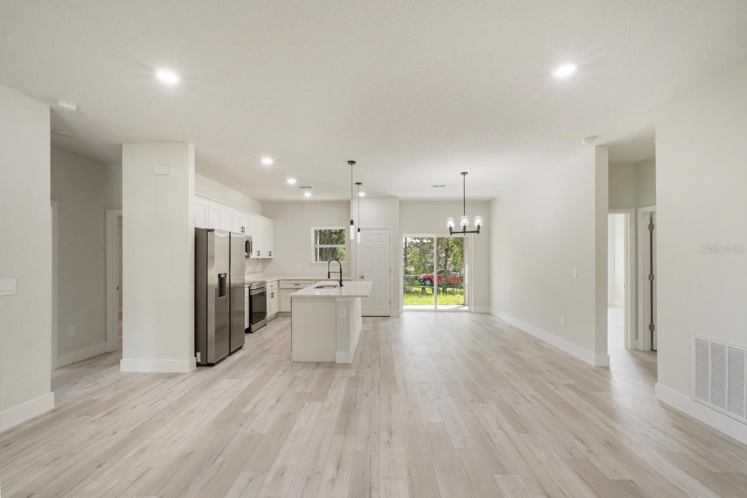 CITRUS SPGS UNIT 06 - Residential Lease