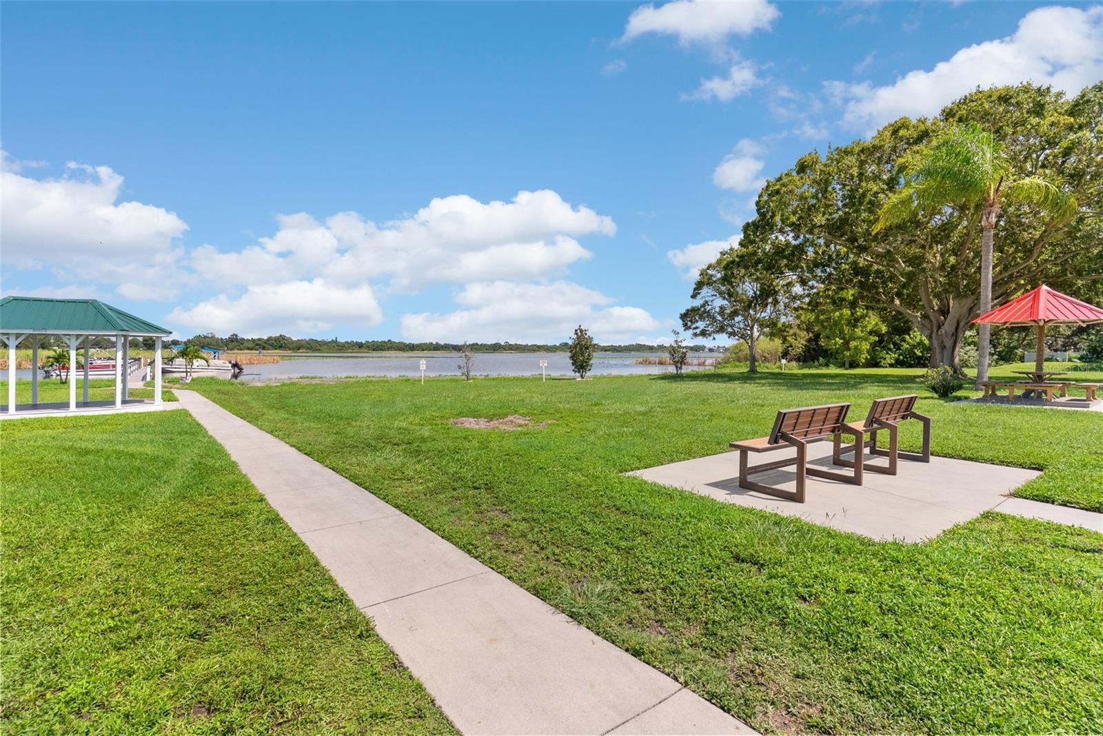 POINTE WEST RESIDENT OWNED COMMUNITY INC - Residential