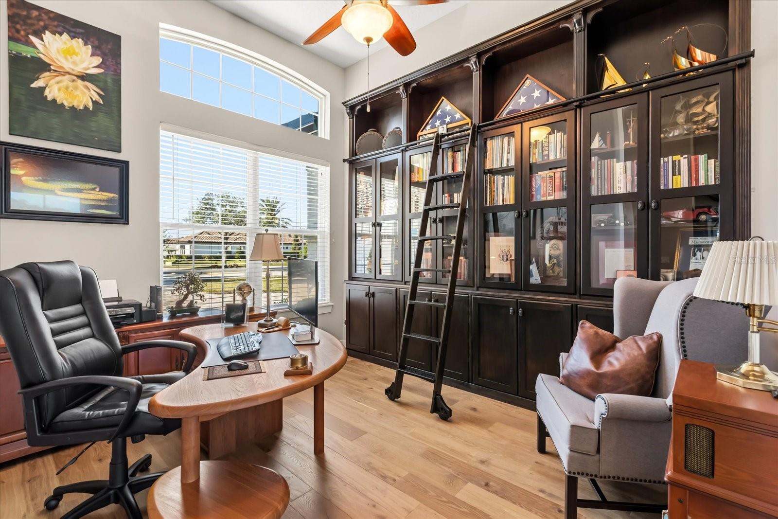 HEATHROW COUNTRY ESTATES - Residential