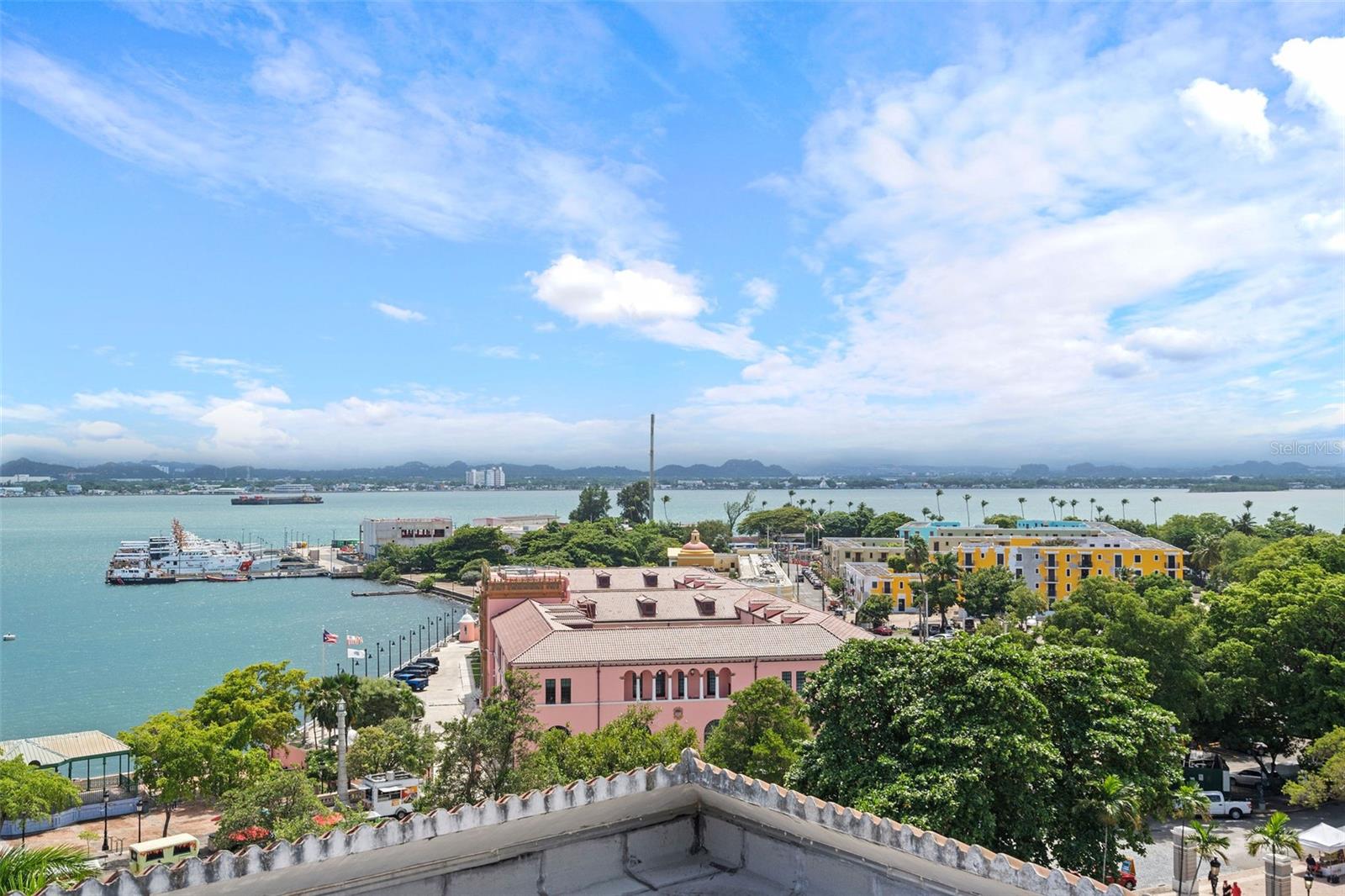 OLD SAN JUAN - Residential Income
