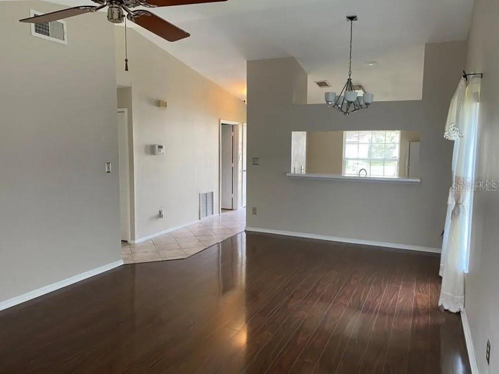 VALENCIA GARDENS SEC 02 - Residential