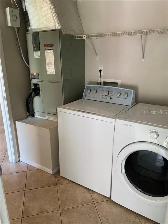 VALENCIA GARDENS SEC 02 - Residential