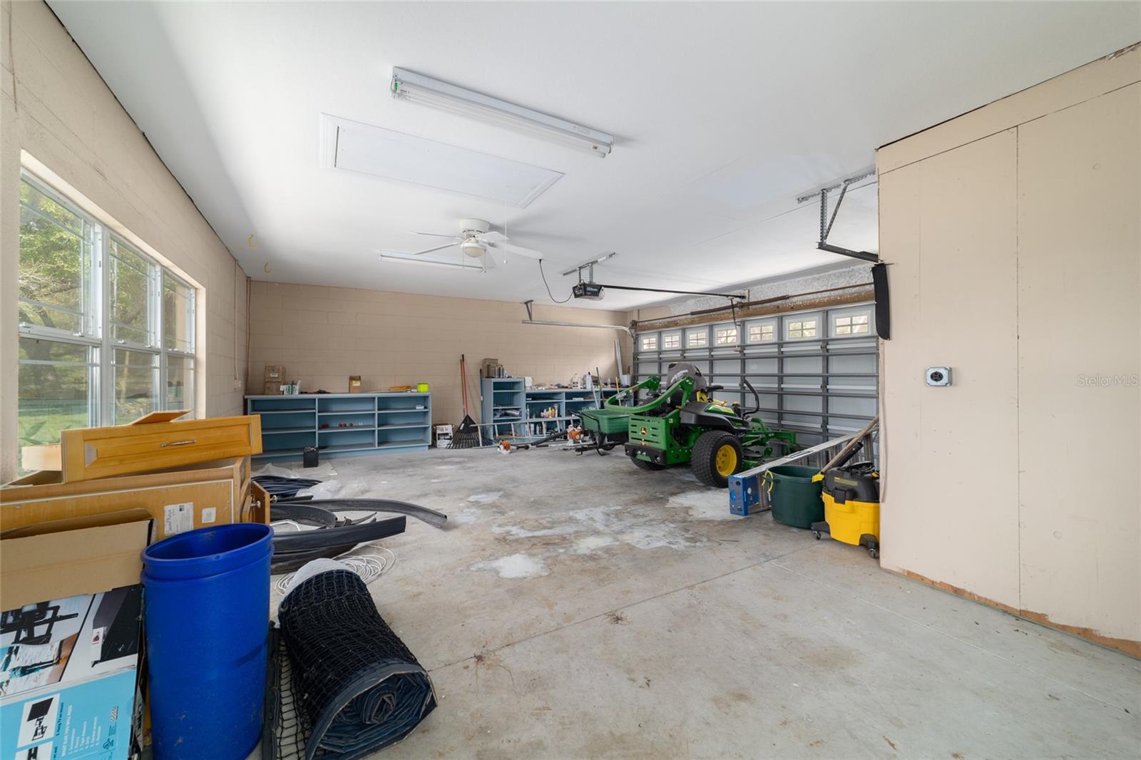 MERI OAKS WEST - Residential