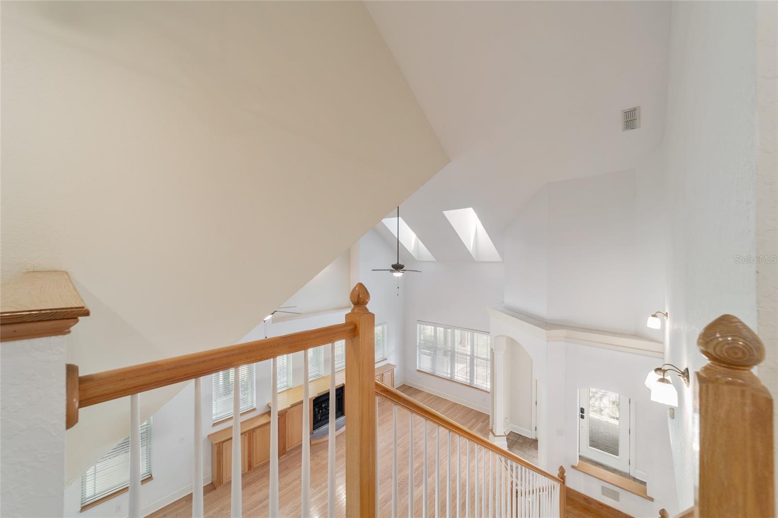 MERI OAKS WEST - Residential