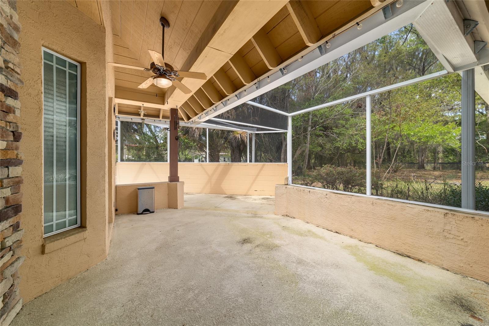 MERI OAKS WEST - Residential