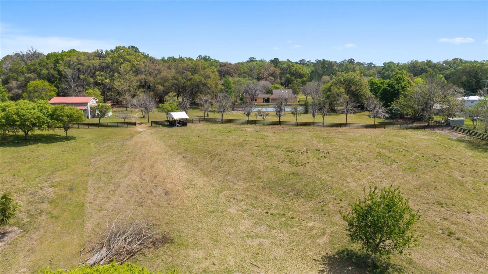 MERI OAKS WEST - Residential