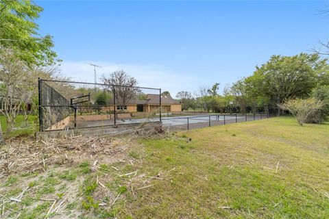 Tiny photo for 16638 N Highway 329, Reddick, FL 32686 (MLS # OM721425)