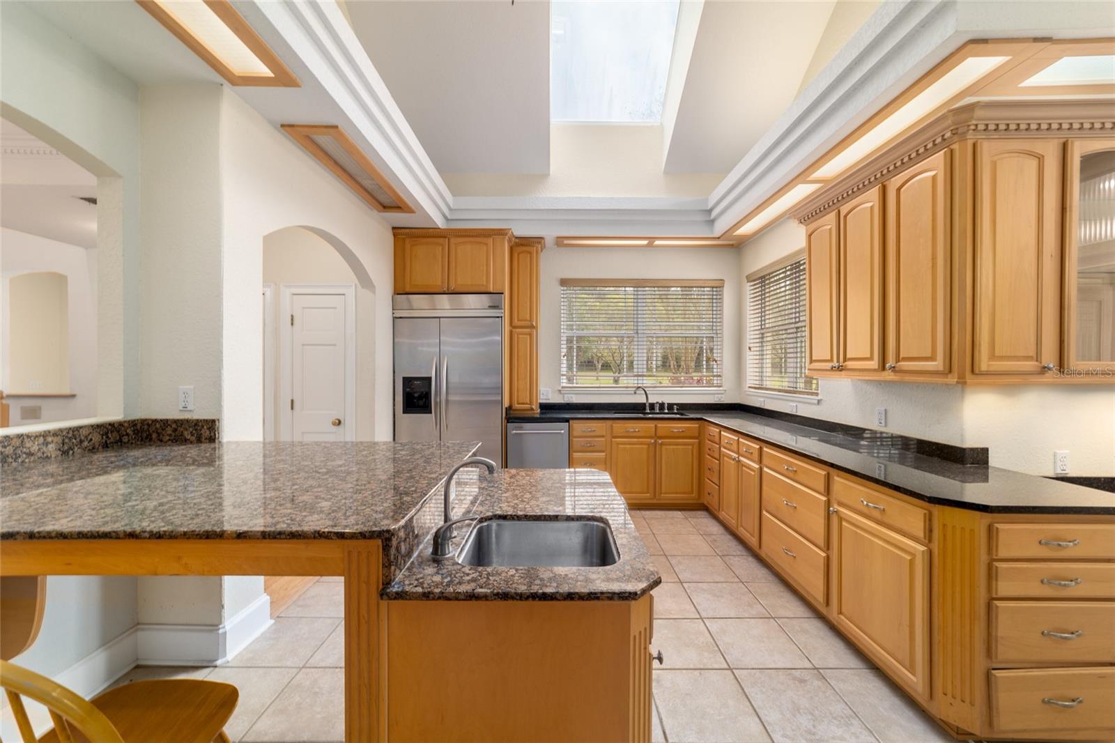 MERI OAKS WEST - Residential