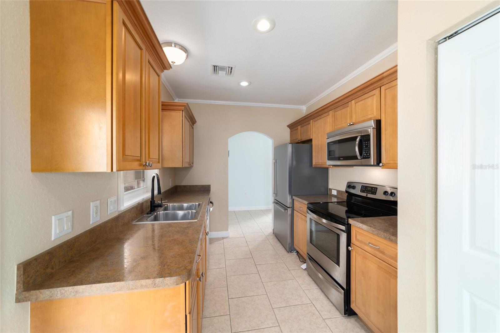 MERI OAKS WEST - Residential