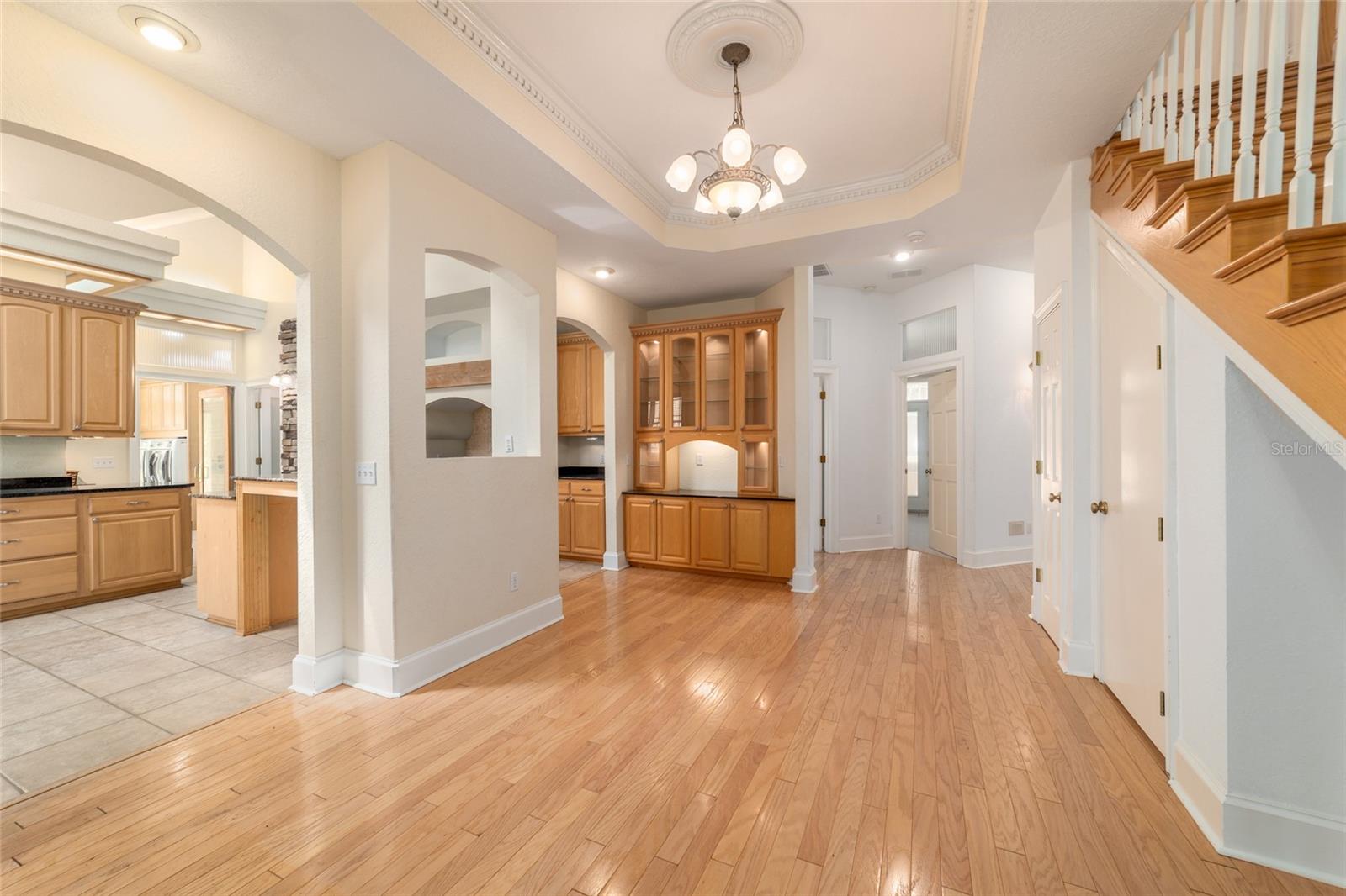 MERI OAKS WEST - Residential