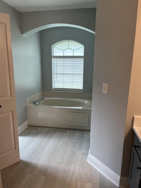 Tiny photo for 5413 SE 107th Street, Belleview, FL 34420 (MLS # OM725741)