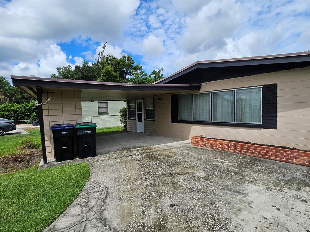 Photo of 4309 Mizell Street, Orlando, FL 32812 (MLS # O6440994)