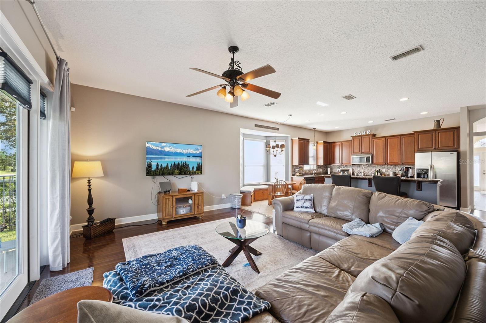 LIVE OAK RESERVE - Residential