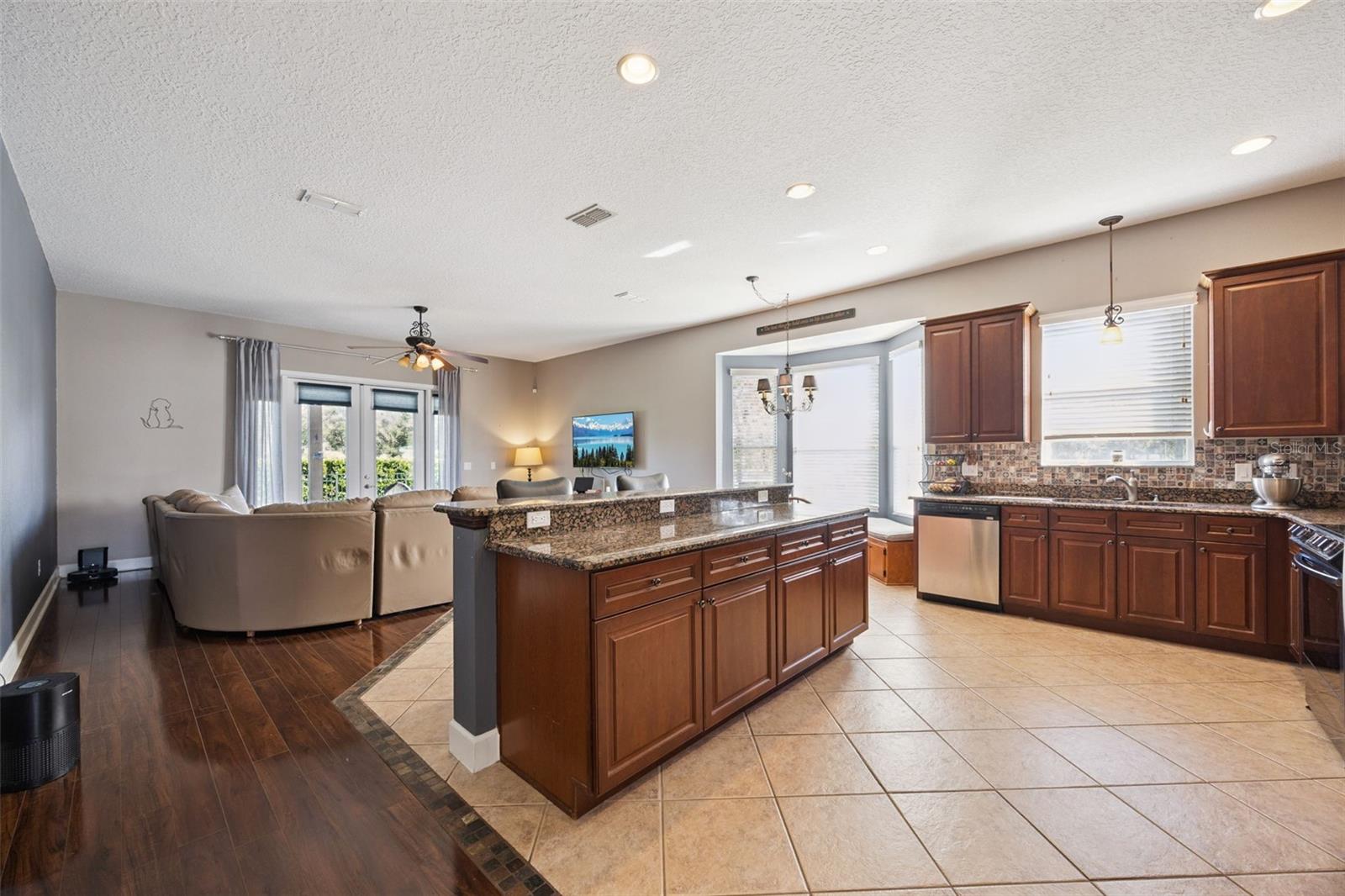 LIVE OAK RESERVE - Residential