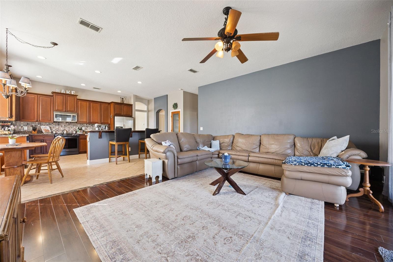 LIVE OAK RESERVE - Residential