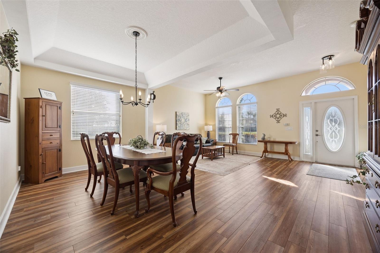 Casas a venda 4 - Jen Dantas 3720 VALLEY OAKS COURT