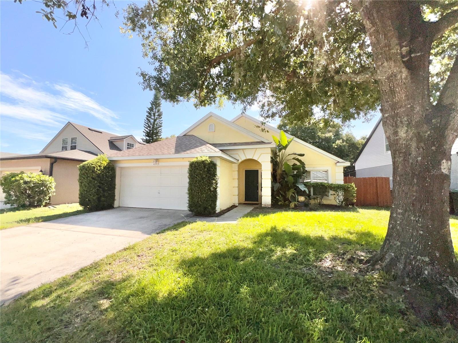Description: LAKEVIEW HOME! 3/2, 2 Car Garage, Single Family Home, Living Room and Dining Room Combo, Eat In Kitchen, Kitchen with Breakfast Bar and Appliances Included: Stove, Refrigerator, Microwave and Dishwasher, Inside Utility Room, Carpet & Vinyl Throughout Home, Screened Patio, Fenced Backyard, Community Pool and Tennis Court, Lawn Care Included, Pets Ok, NO SMOKING, Year Built: 1996/ 1541 Sqft.