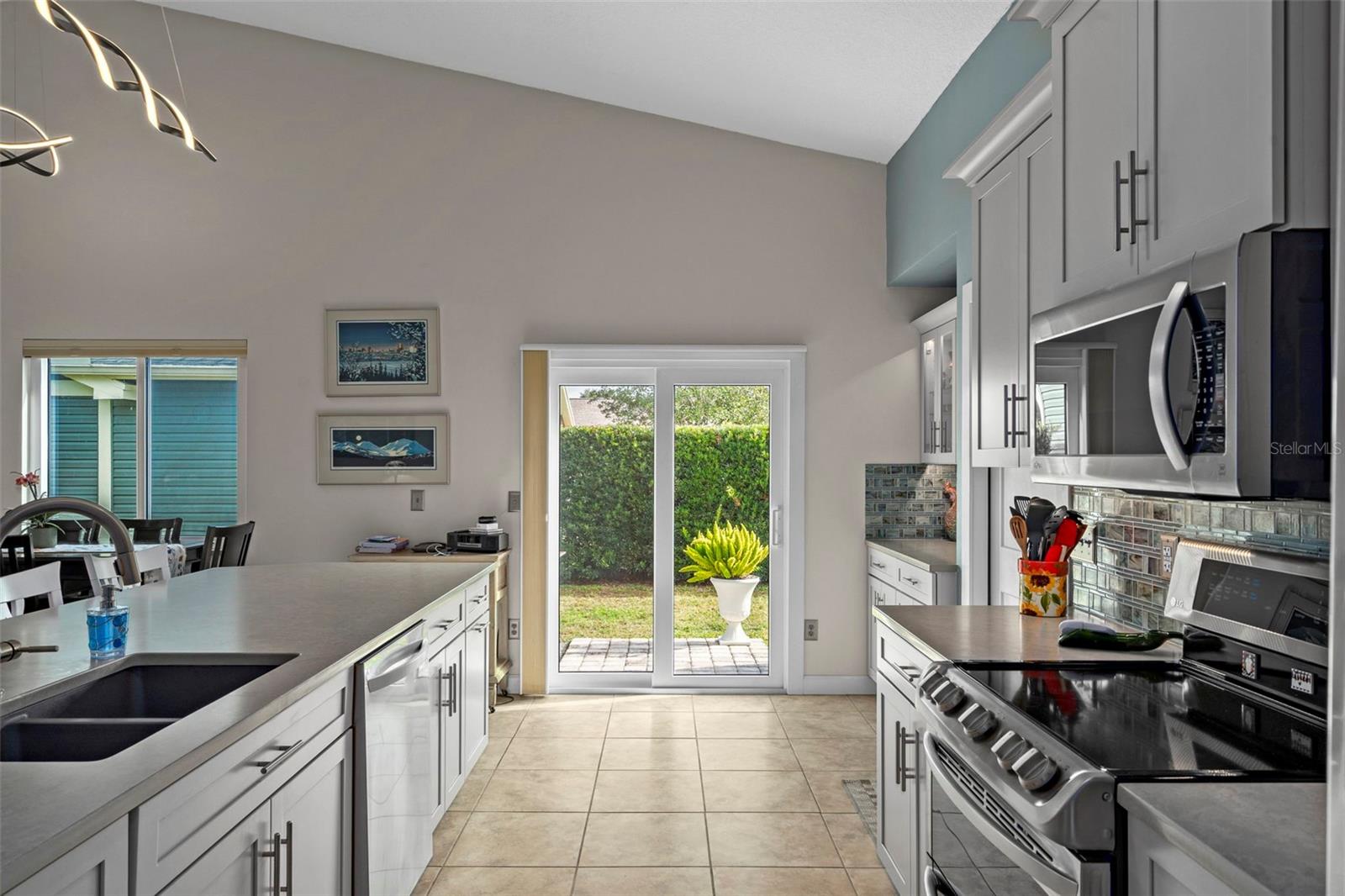 VILLAGE OF WOODLAND HILLS - Residential