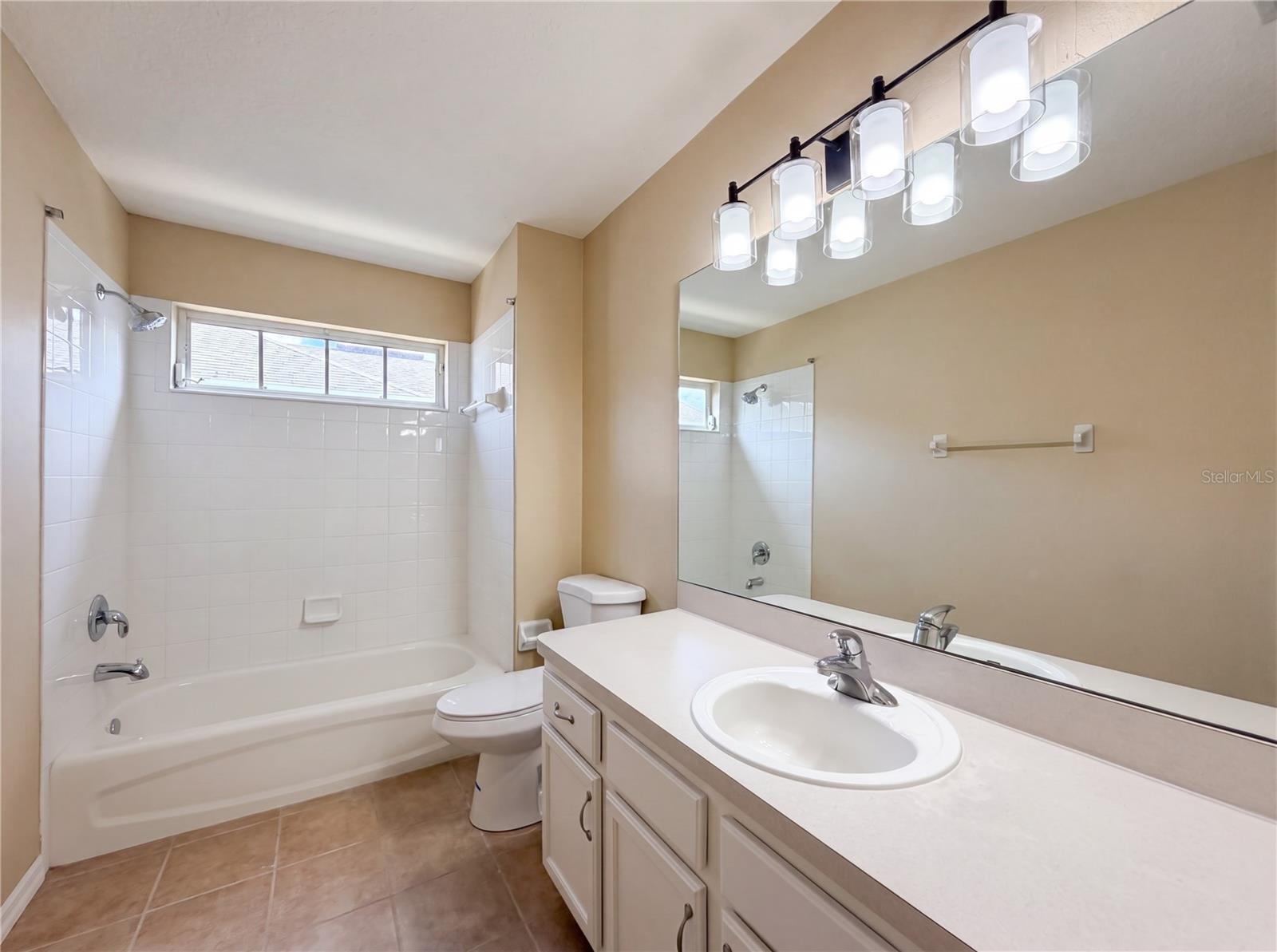CHELSEA MANOR - Residential