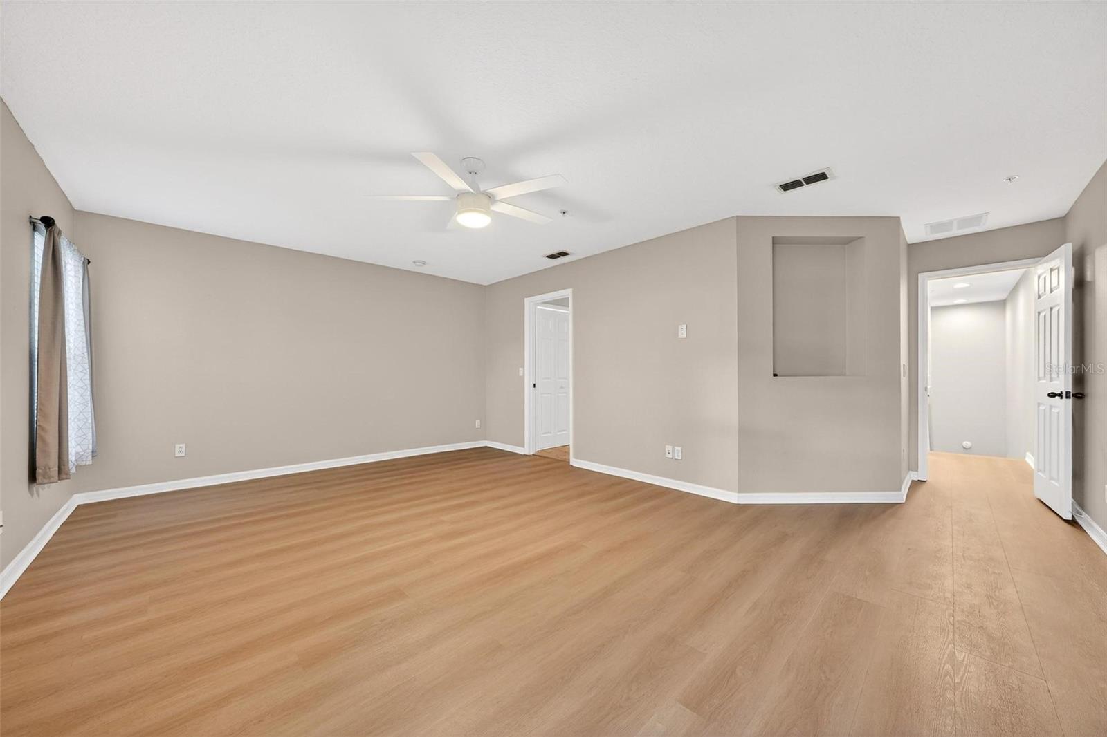 WEKIVA PARK TWNHMS - Residential