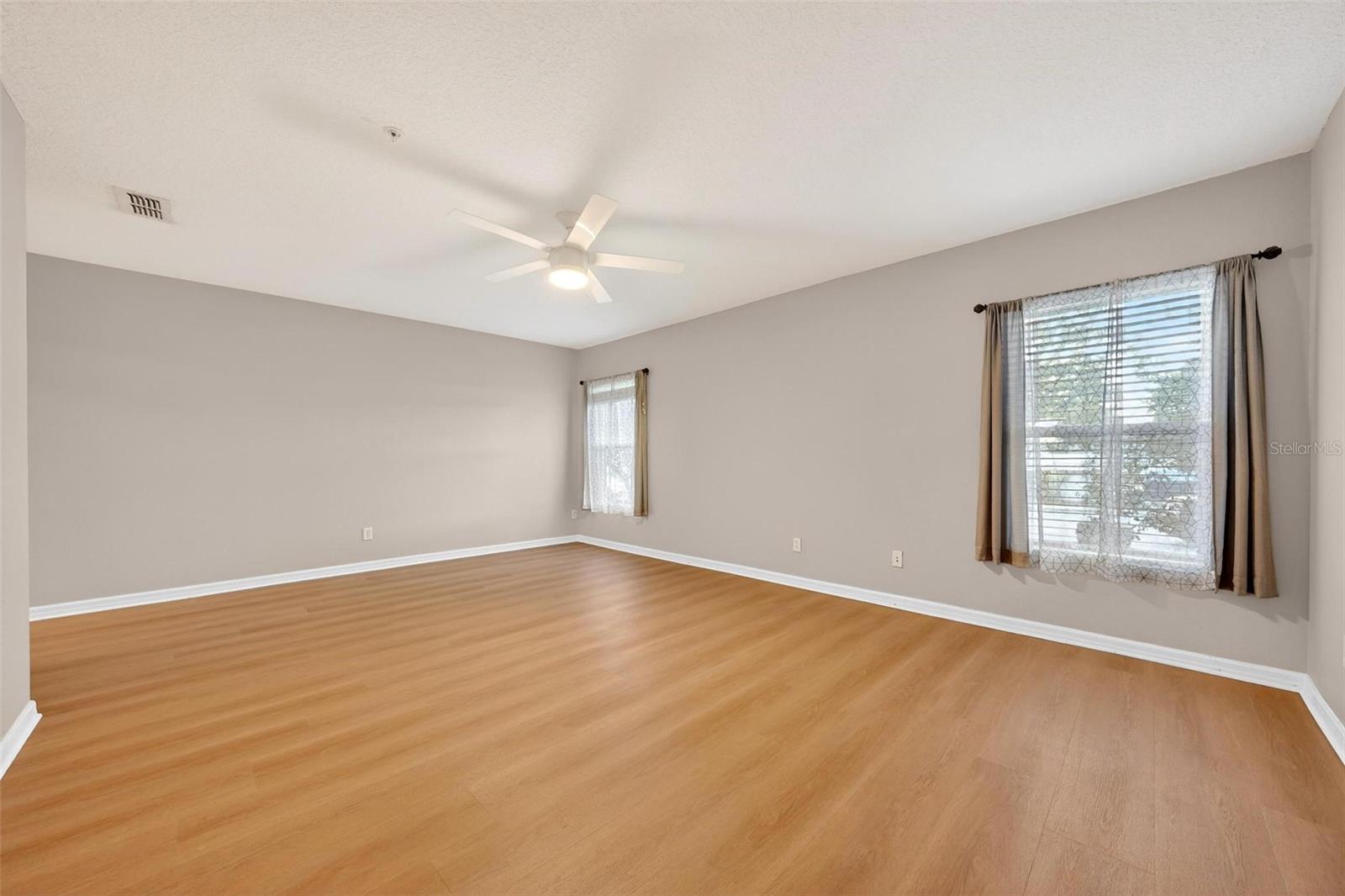 WEKIVA PARK TWNHMS - Residential