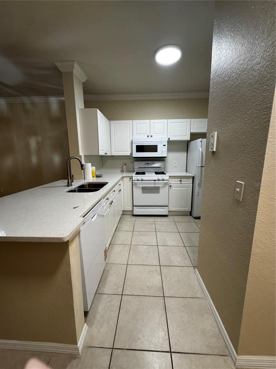Photo of 3379 S Kirkman Road #1025, Orlando, FL 32811 (MLS # S5159274)