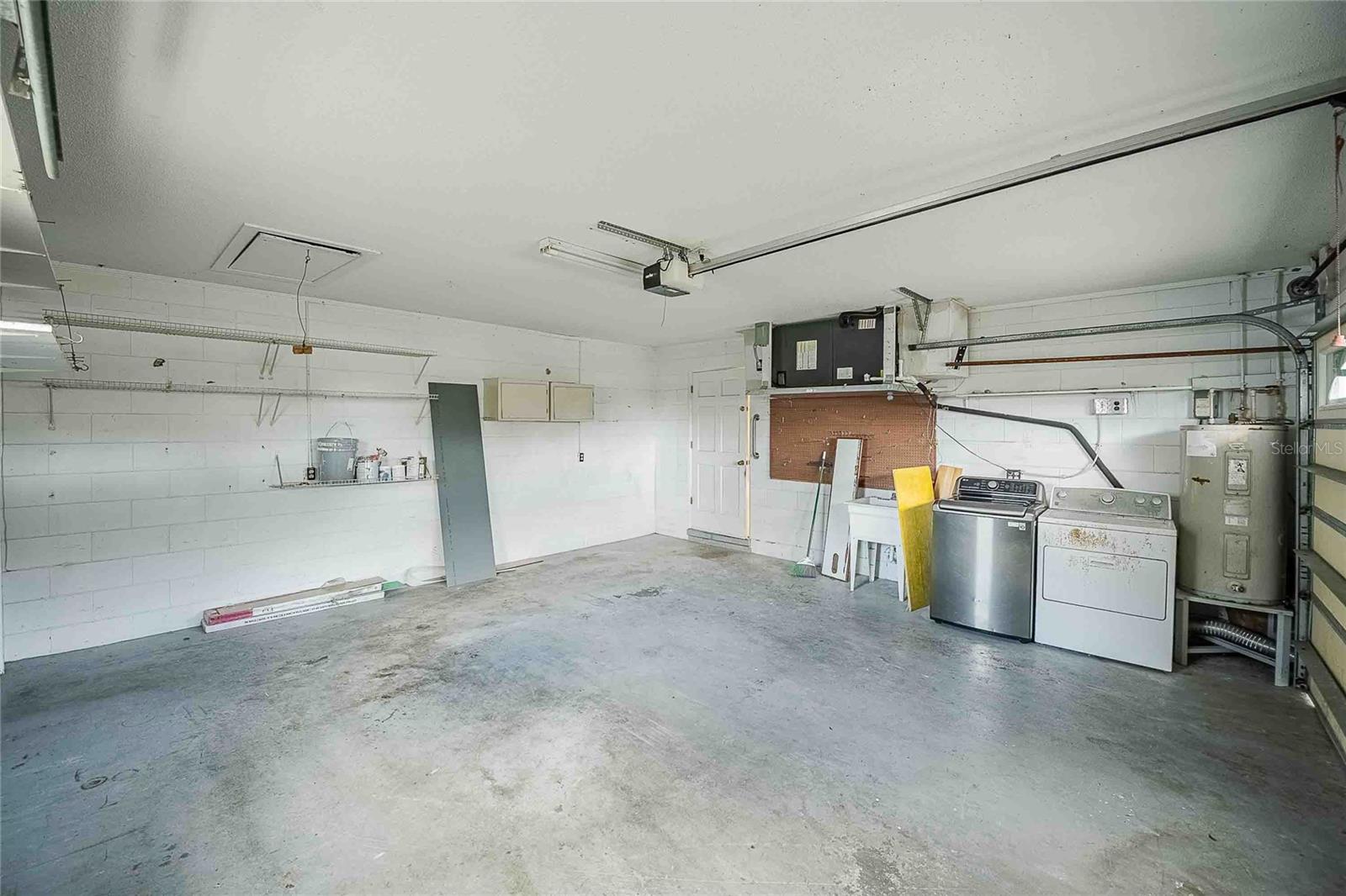 SUMMERHAVEN SHORES - Residential