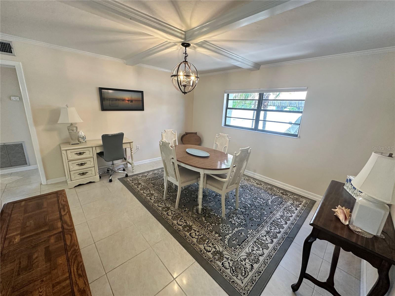 4572 RED MAPLE ROAD 901