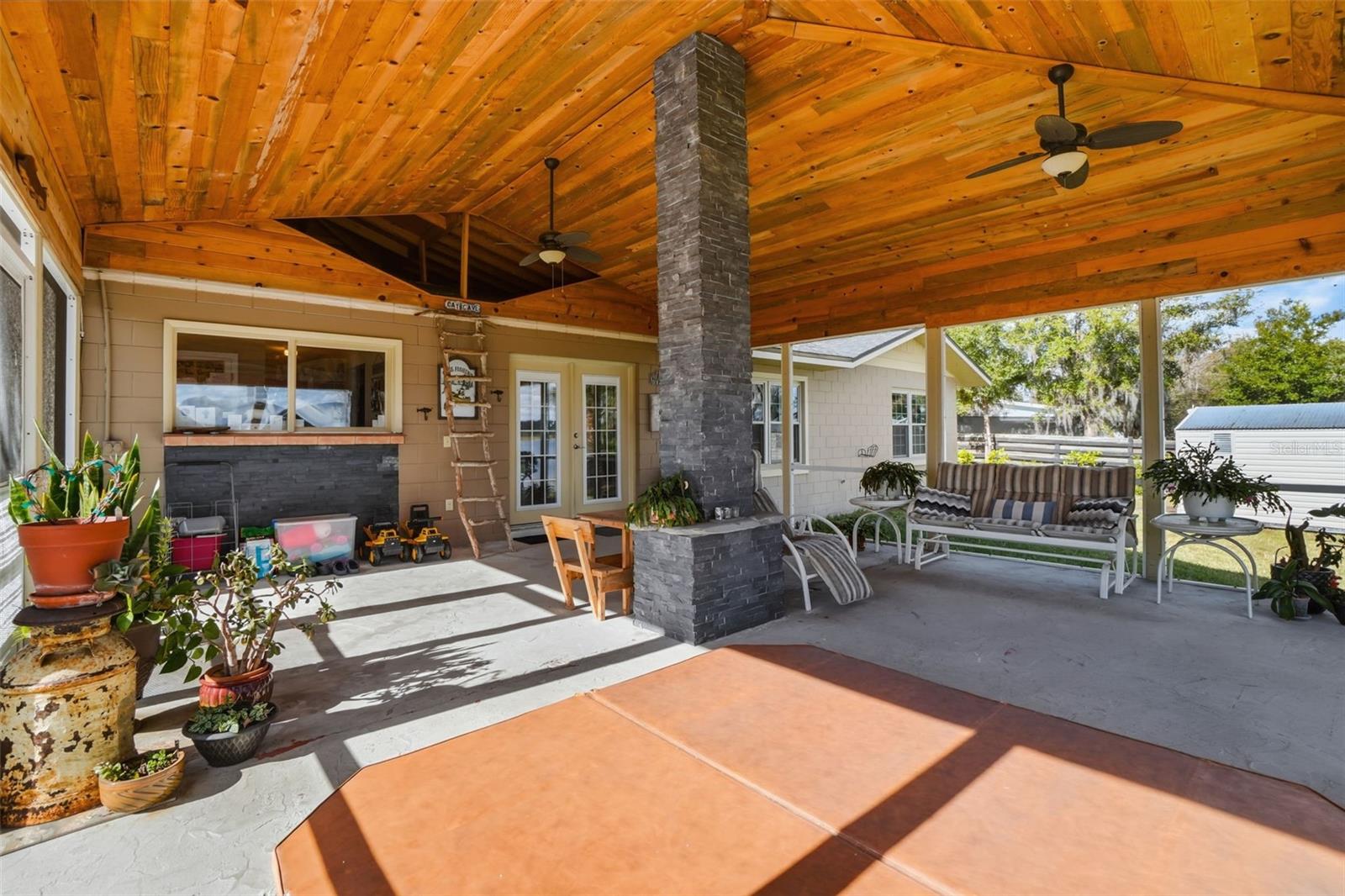 LAKENRIDGE - Residential