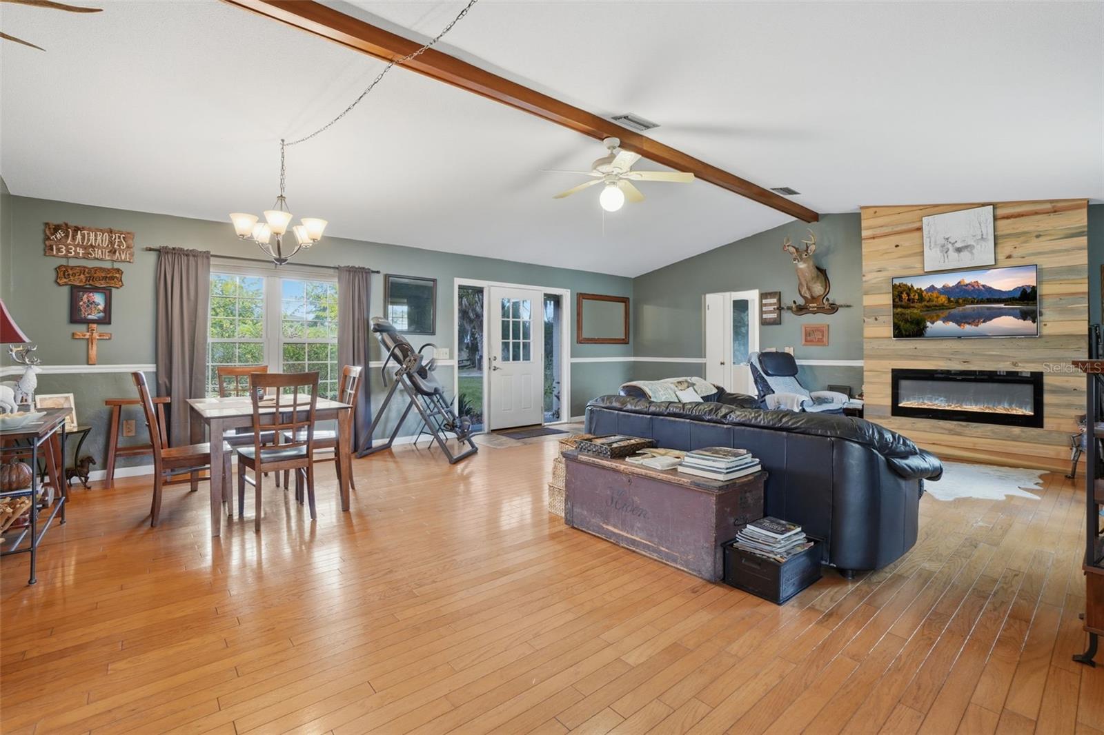 LAKENRIDGE - Residential