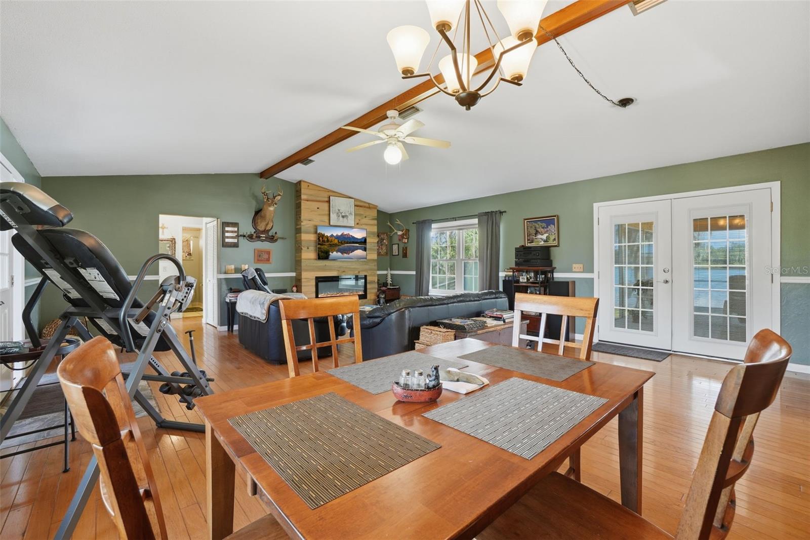 LAKENRIDGE - Residential