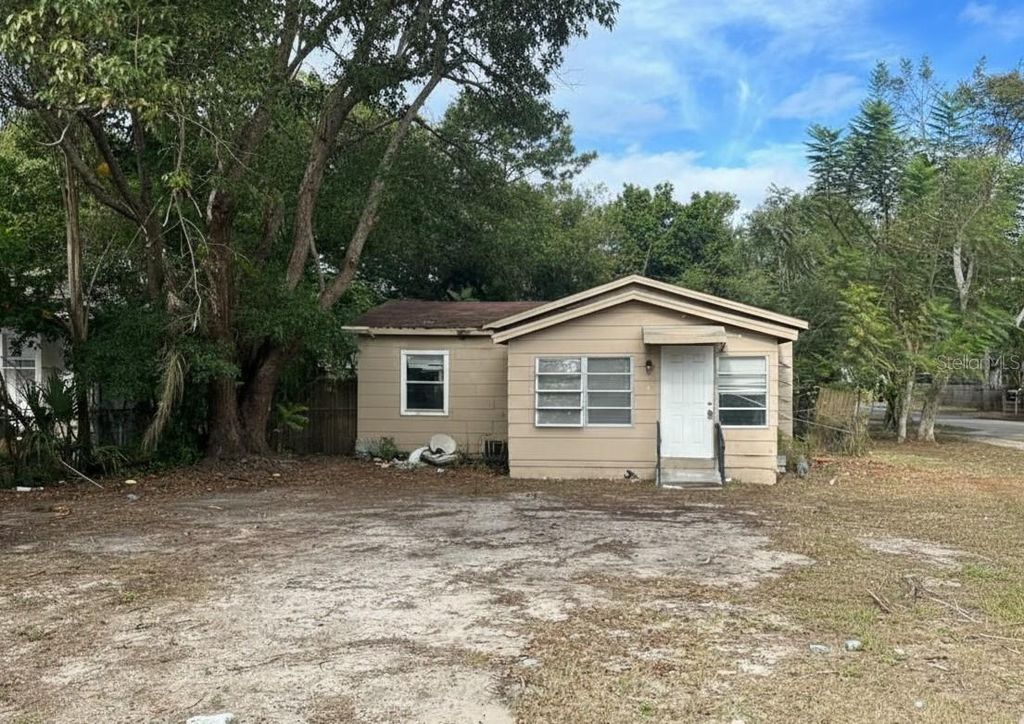 Photo of 1514 E 99th Avenue, Tampa, FL 33612 (MLS # TB8451170)