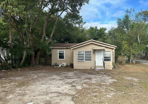 1514 E 99TH AVENUE TAMPA FL 33612