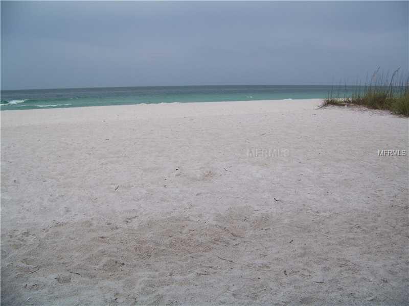 HOLMES BEACH 16TH UNIT - Residential