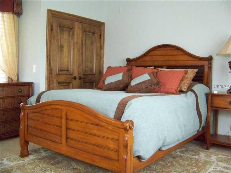 HOLMES BEACH 16TH UNIT - Residential