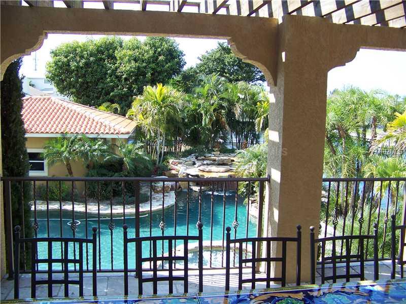 HOLMES BEACH 16TH UNIT - Residential