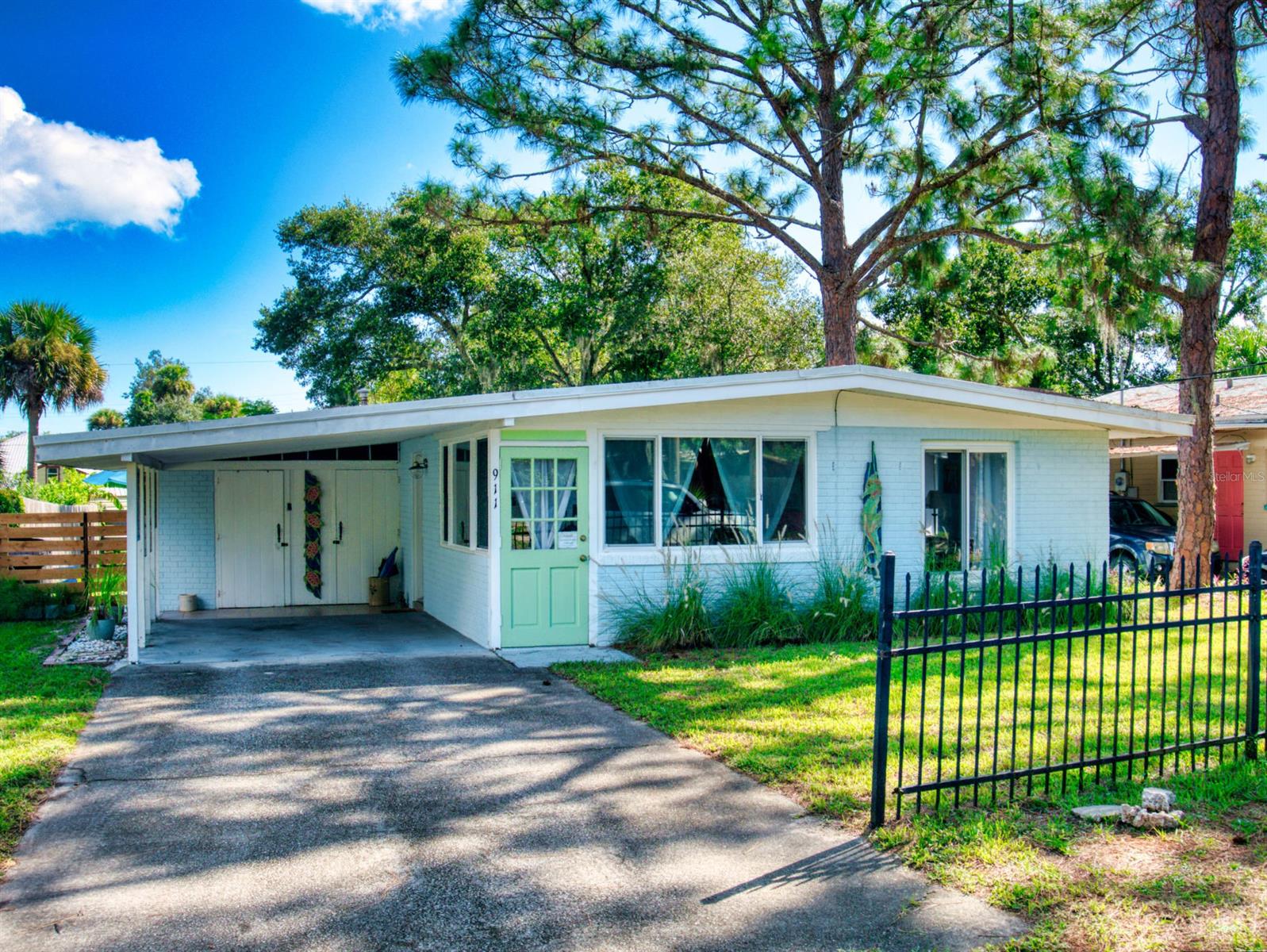 Mendells Hawks Park - Residential