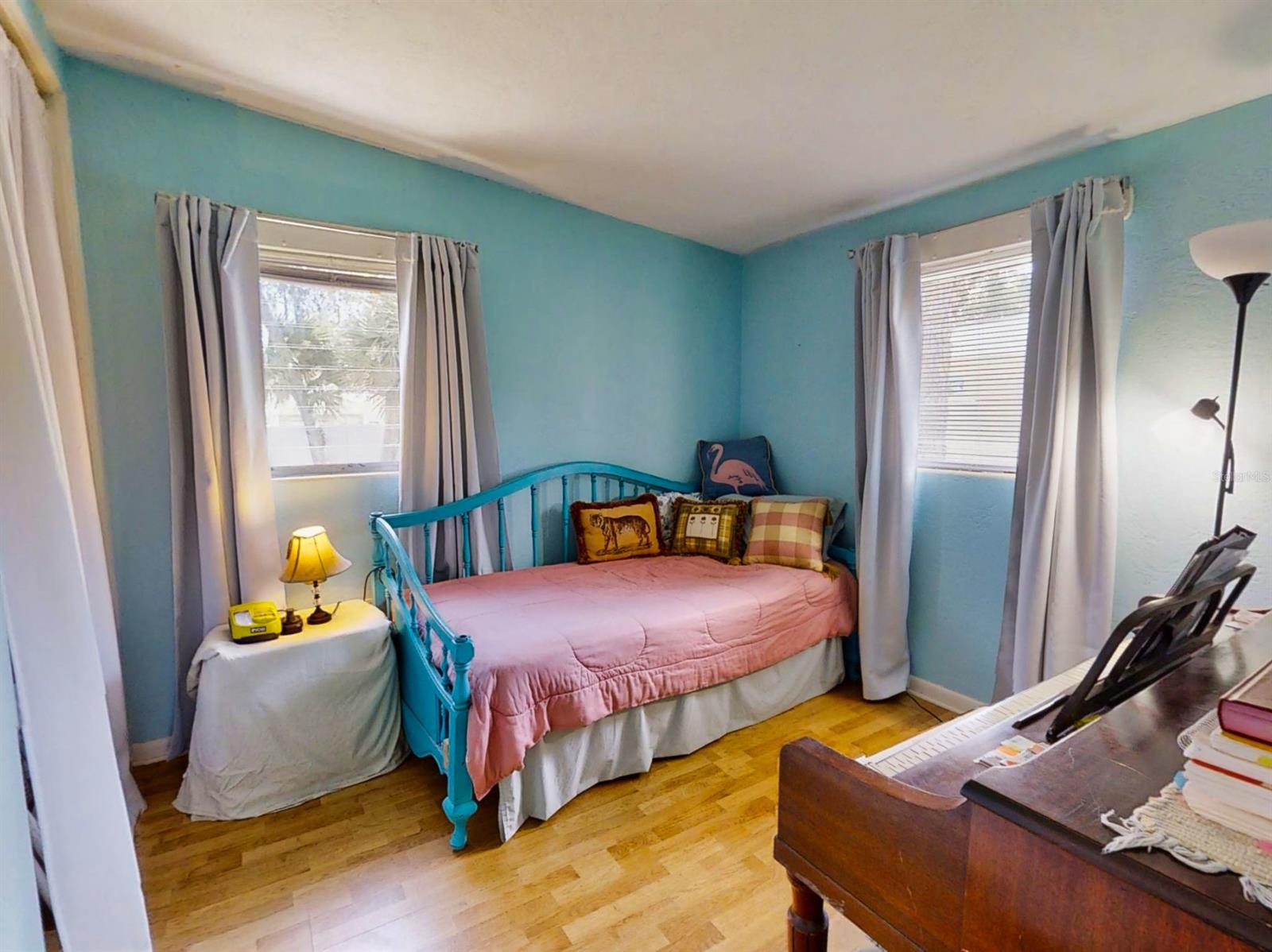 Mendells Hawks Park - Residential