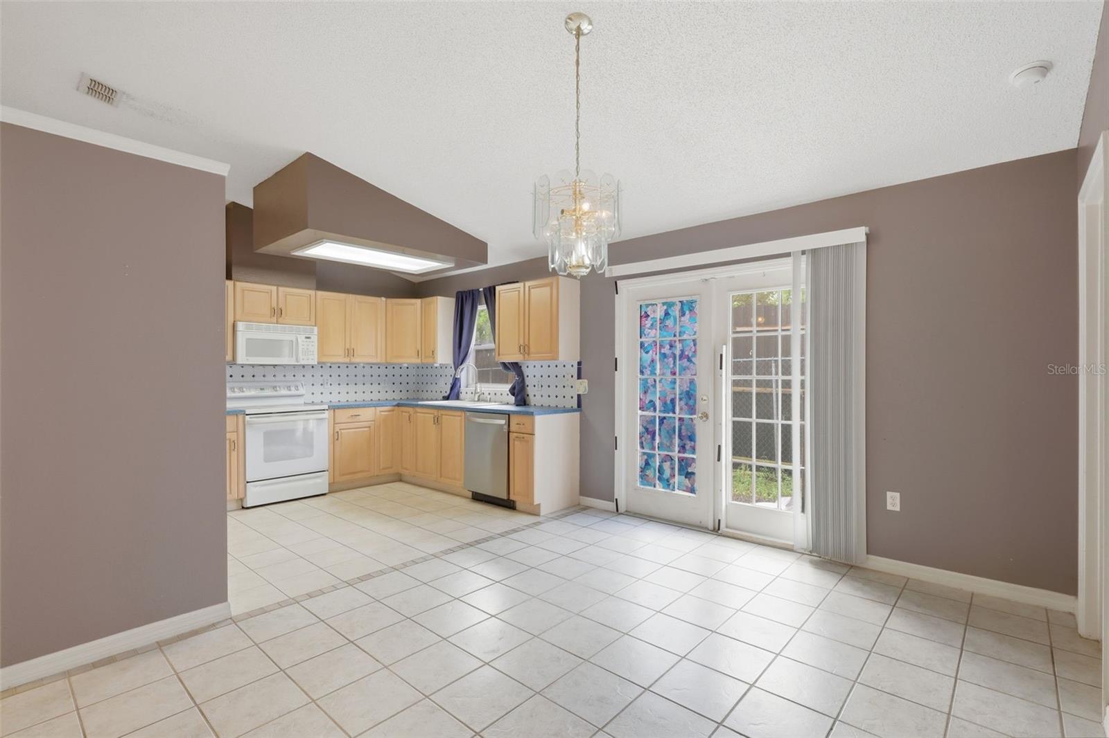 ORANGE CITY TERRACE - Residential