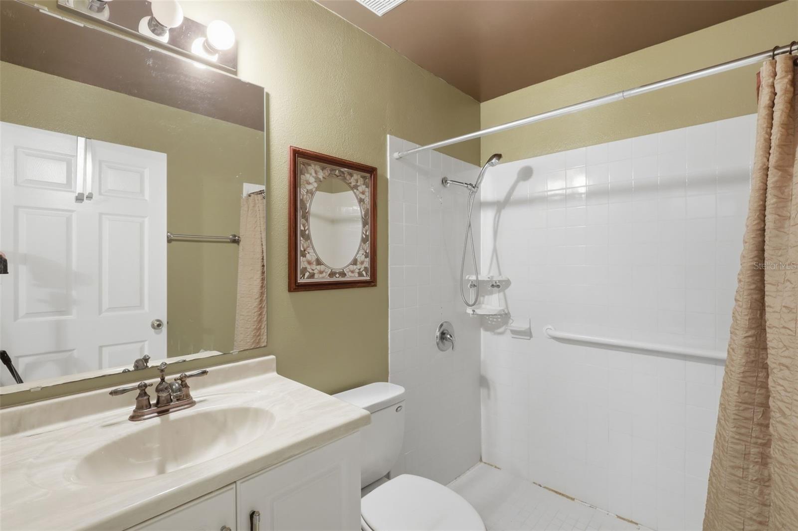 ORANGE CITY TERRACE - Residential