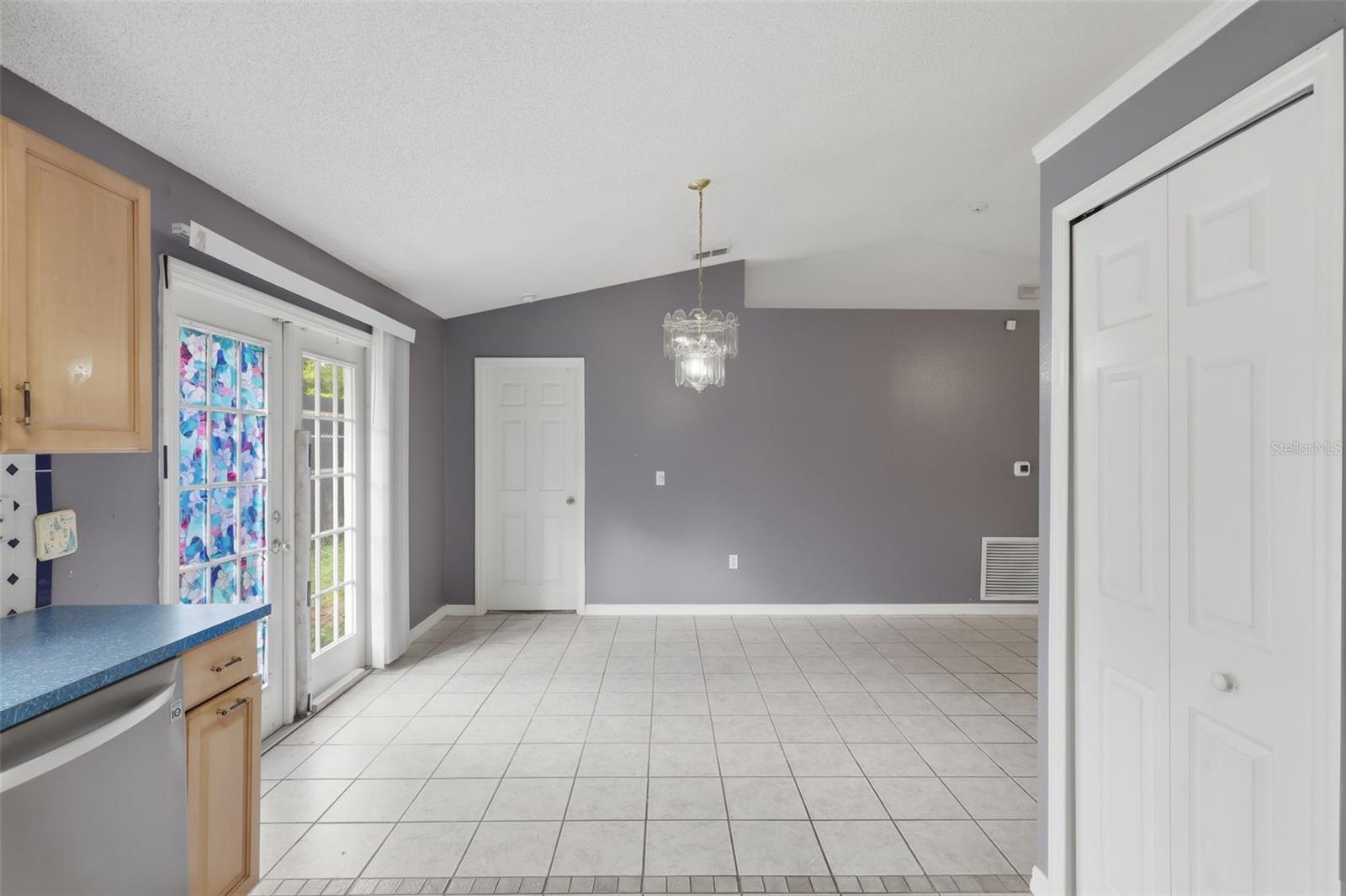 ORANGE CITY TERRACE - Residential