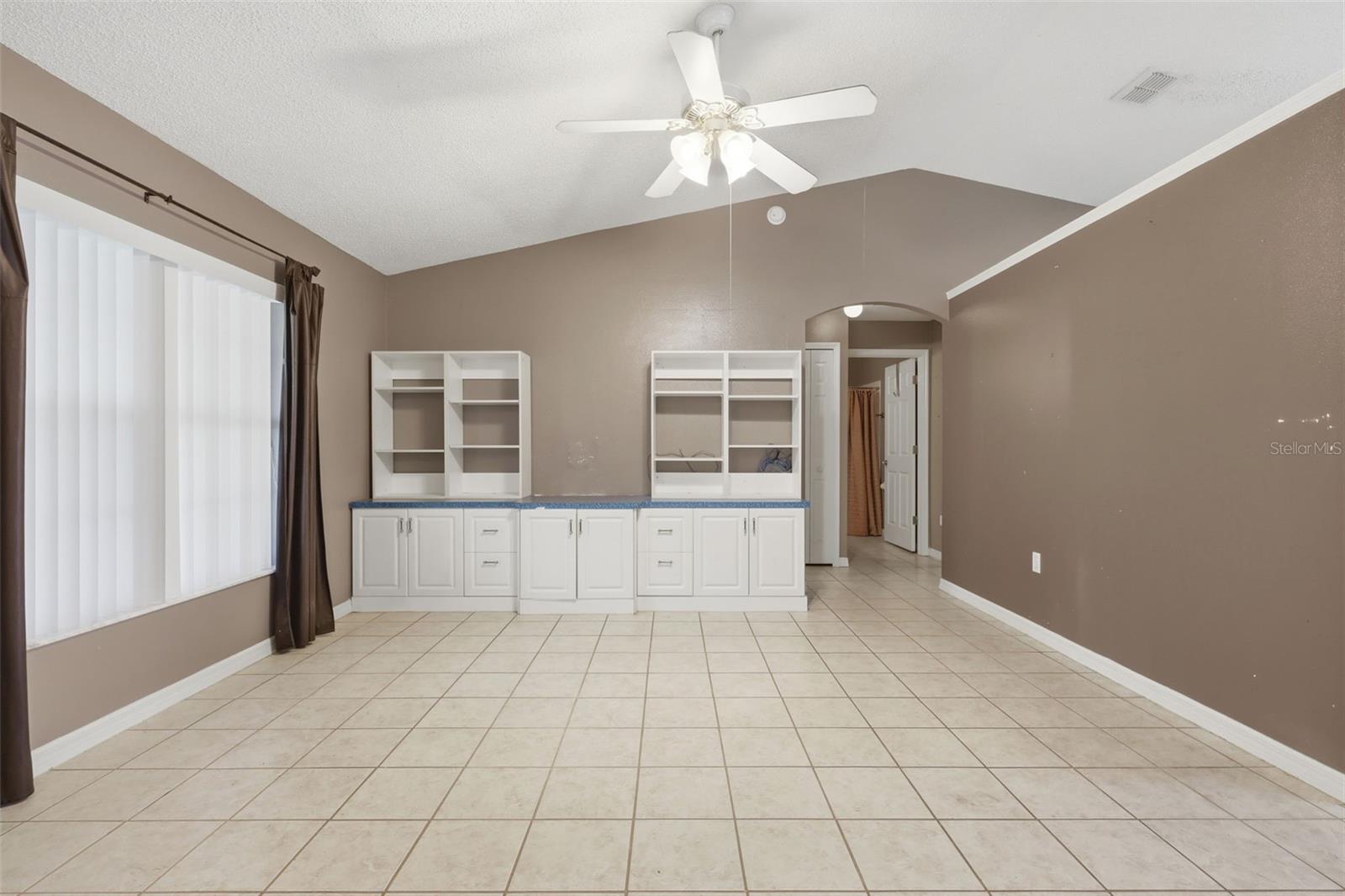 ORANGE CITY TERRACE - Residential