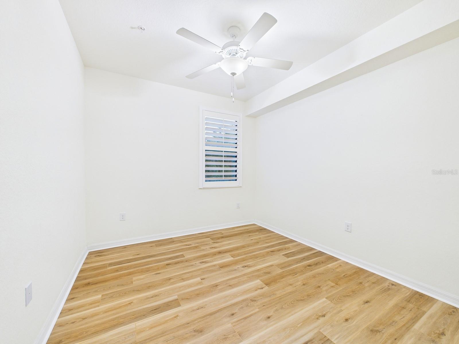 COACH HOMES 3/GRAN PARADISO BL - Residential