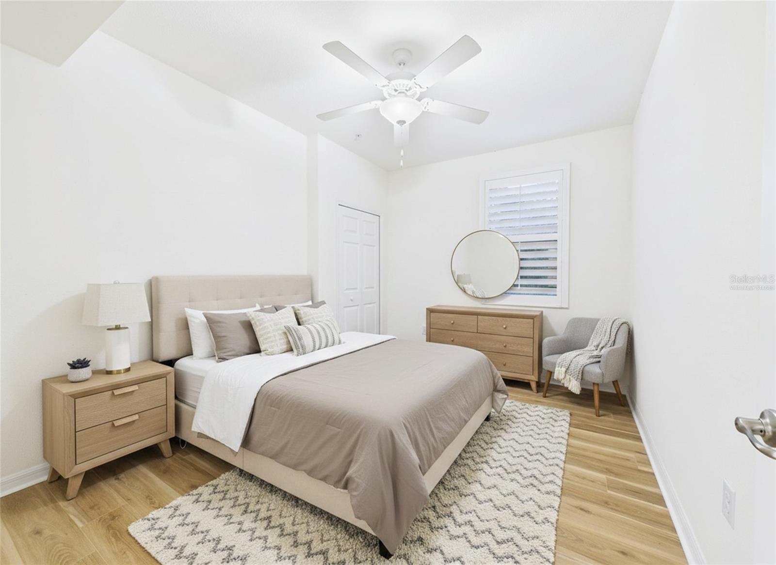 COACH HOMES 3/GRAN PARADISO BL - Residential