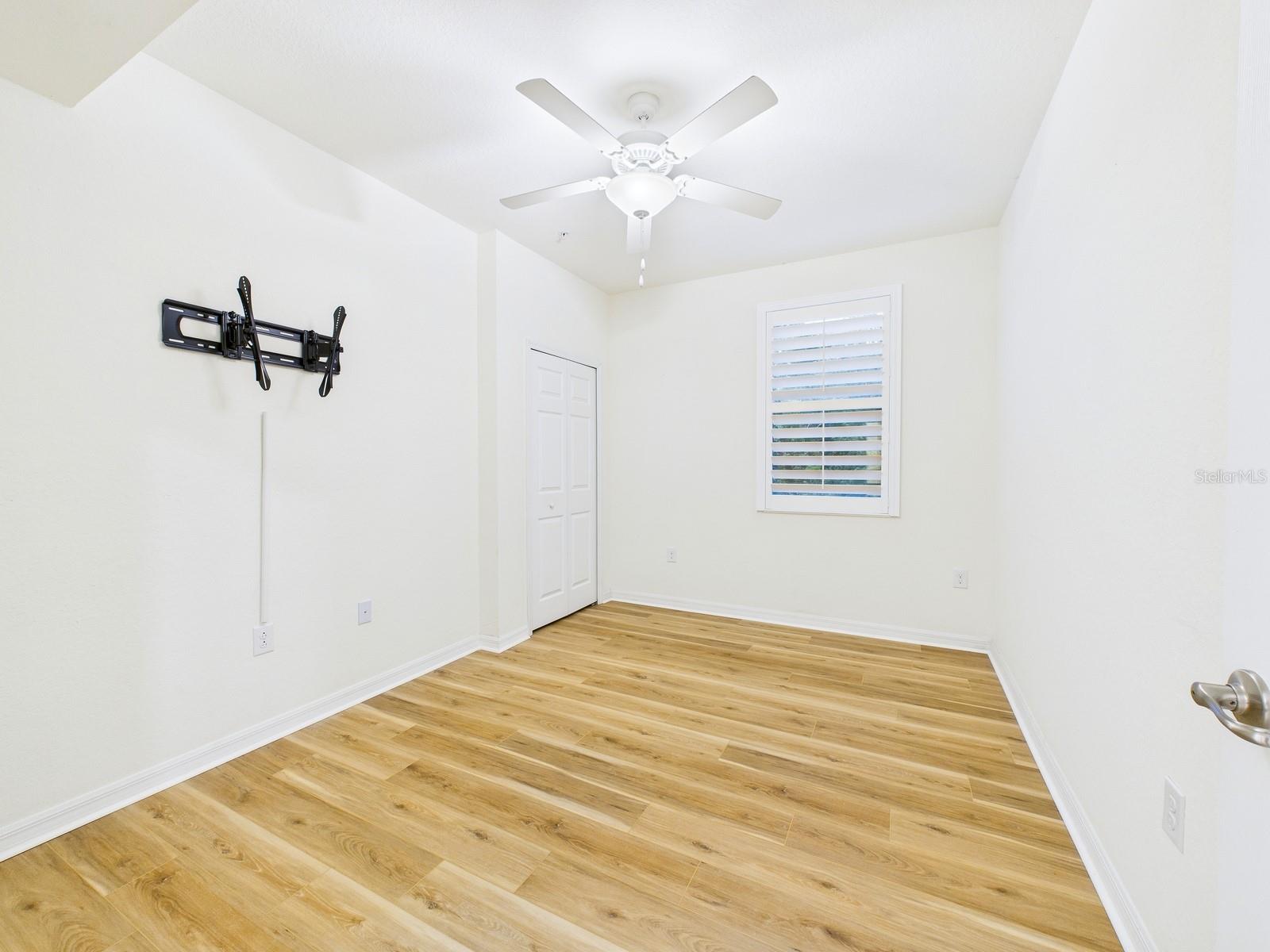 COACH HOMES 3/GRAN PARADISO BL - Residential