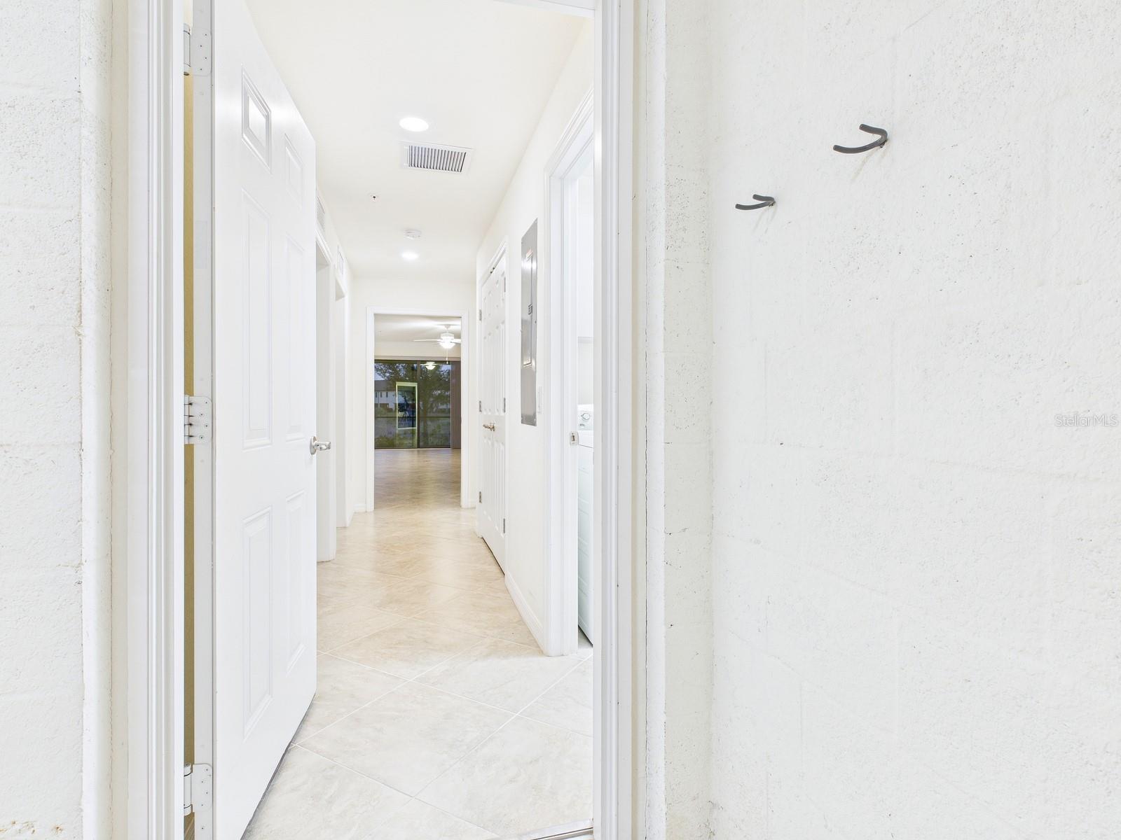 COACH HOMES 3/GRAN PARADISO BL - Residential