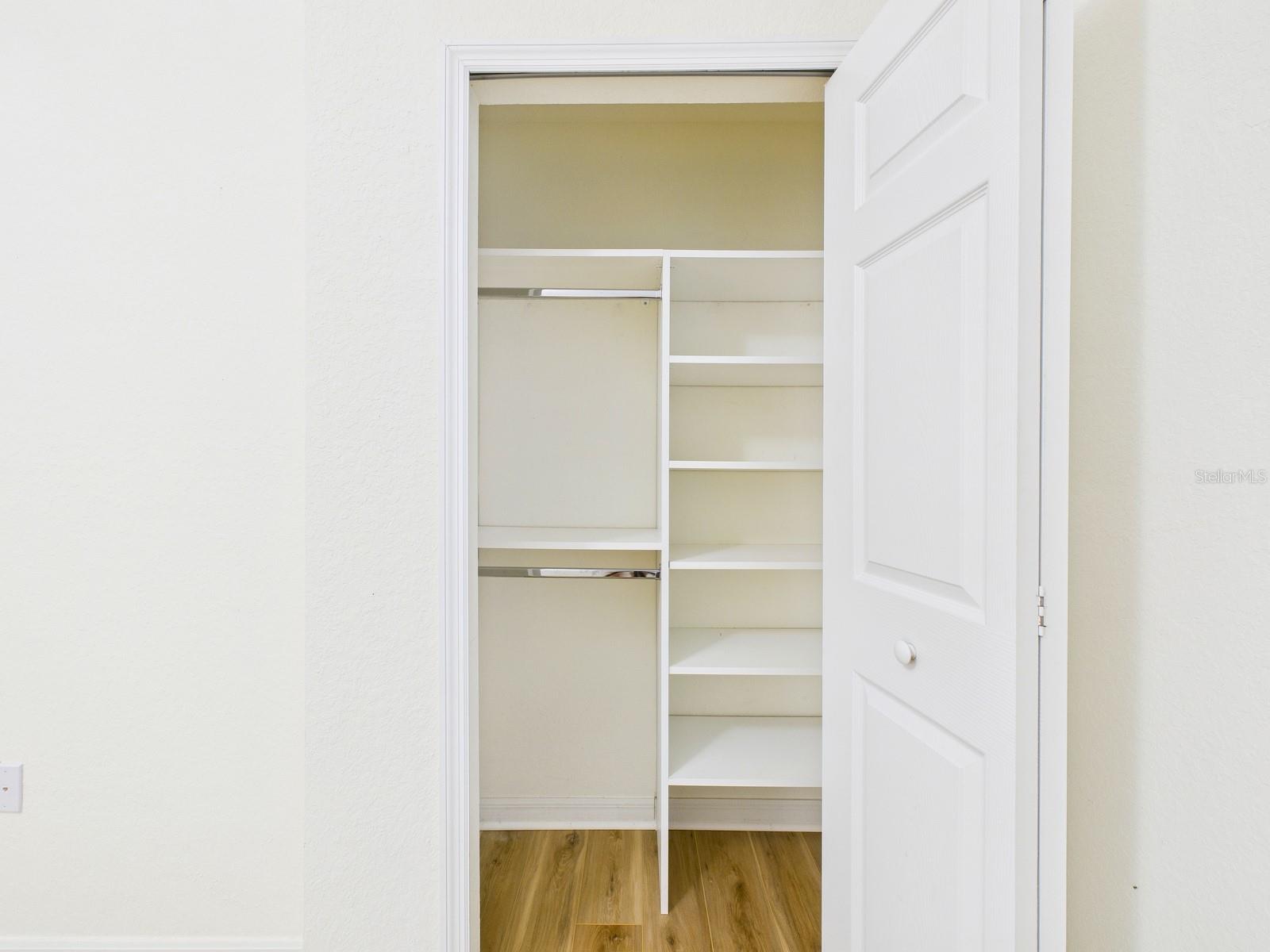 COACH HOMES 3/GRAN PARADISO BL - Residential